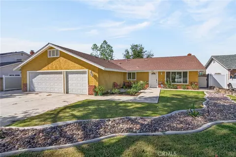 1044 Meadowview Ct, Corona, CA 92878