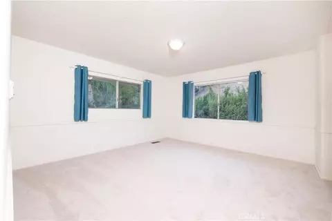 Bedroom - 4227 Miramonte Pl, Riverside, CA 92501 photo 4 of 4