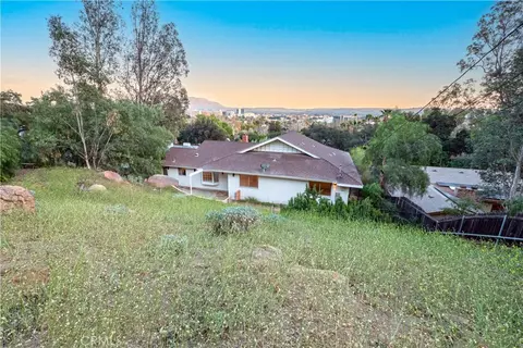 Exterior - 4227 Miramonte Pl, Riverside, CA 92501 photo 6 of 6