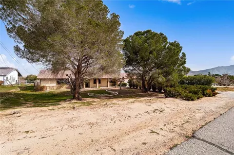 7659 Arcadia Ave, Hesperia, CA 92345