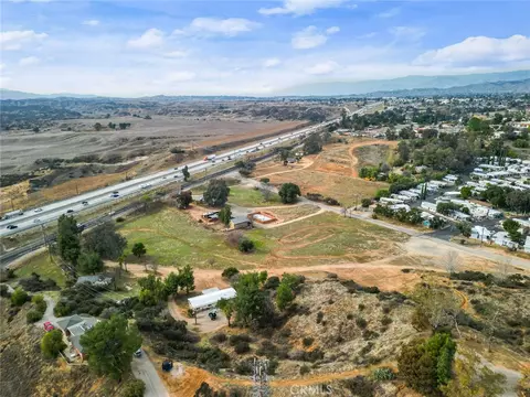 9520 Calimesa Blvd, Calimesa, CA 92320