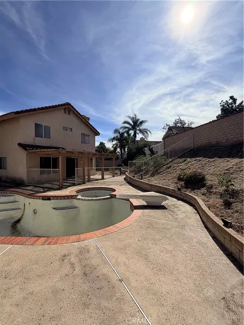110 Sandpoint, Riverside, CA 92506 photo 3