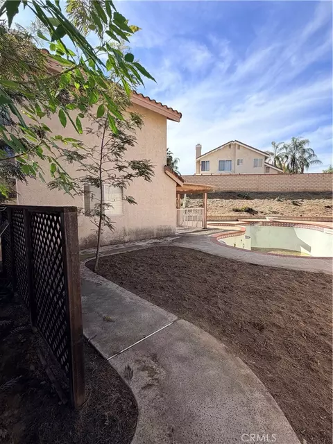 110 Sandpoint, Riverside, CA 92506 photo 4