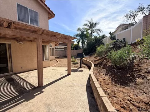 110 Sandpoint, Riverside, CA 92506 photo 2