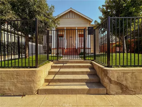 3770 Locust St, Riverside, CA 92501