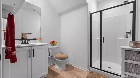Bath - 35580 Roxy Rd, Beaumont, CA 92223 photo 2 of 2