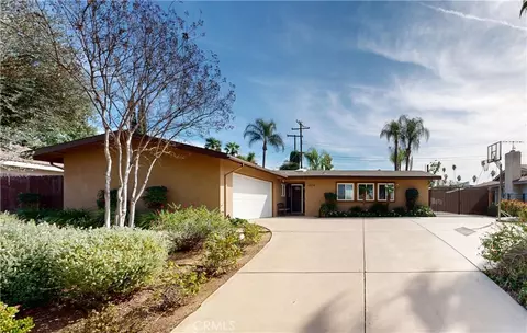 2078 Livingston St, Riverside, CA 92506