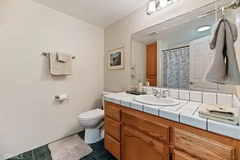 Bath - 9860 Alta Mesa Ave, Phelan, CA 92371 photo 1 of 2