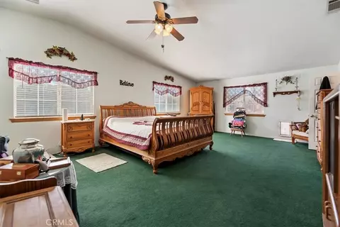 Bedroom - 9860 Alta Mesa Ave, Phelan, CA 92371 photo 2 of 3