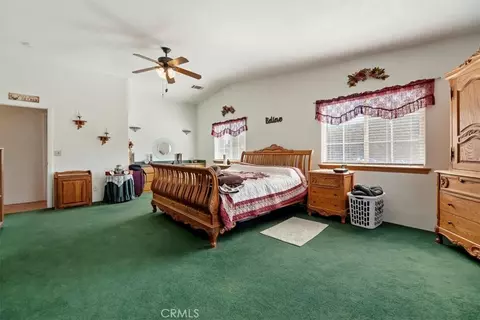Bedroom - 9860 Alta Mesa Ave, Phelan, CA 92371 photo 3 of 3