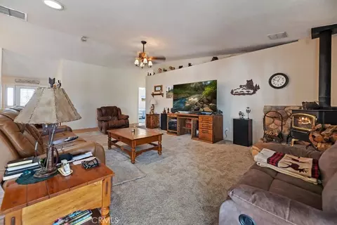 Living - 9860 Alta Mesa Ave, Phelan, CA 92371 photo 2 of 5