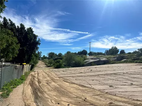 0 Marquez, Perris, CA 92570 photo 4