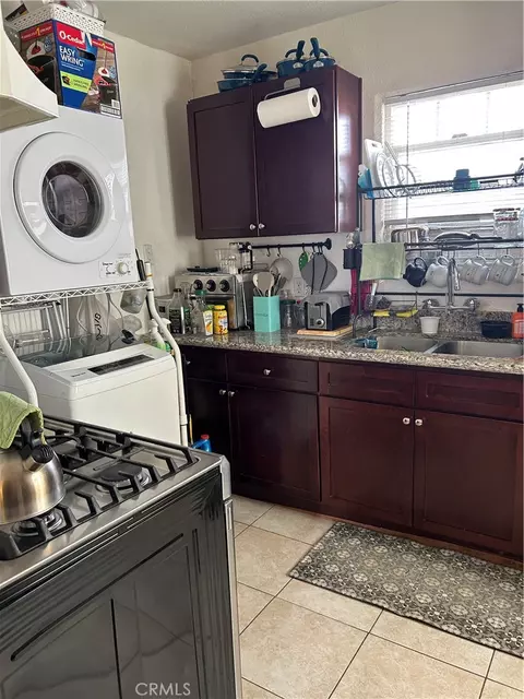 Kitchen - 8582 Wheeler, Fontana, CA 92335 photo 3 of 5