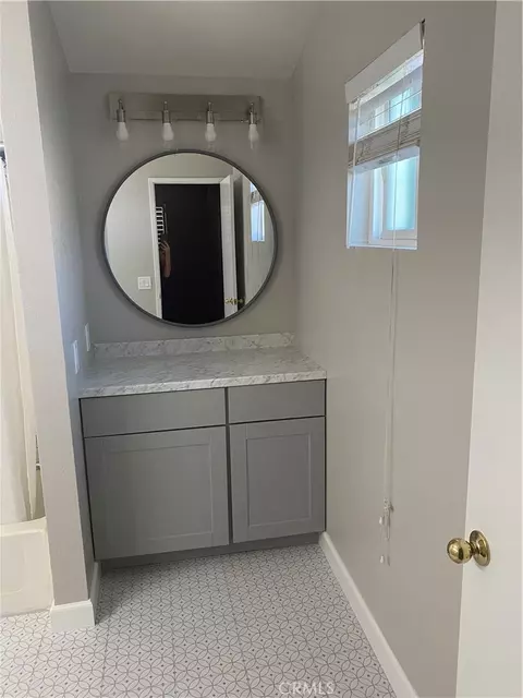 Bath - 2311 Volya Ct, Colton, CA 92324 photo 9 of 9