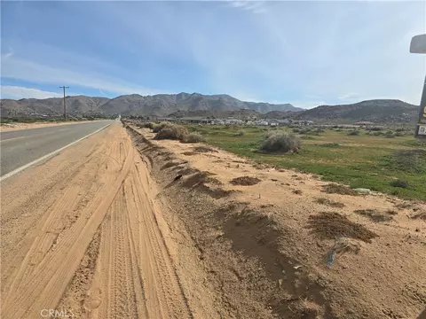 0 Standing Rock, Apple Valley, CA 92307 photo 2
