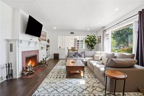 4735 Oakwood Pl, Riverside, CA 92506
