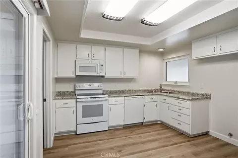 Kitchen - 28028 Foxfire, Menifee, CA 92586 photo 2 of 2