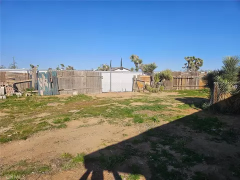 Exterior - 58068 Pimlico St, Yucca Valley, CA 92284 photo 2 of 3