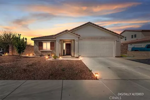 1467 Carolina Ct, Hemet, CA 92543
