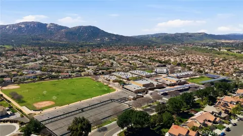 View/Area - 45043 Corte Alegra, Temecula, CA 92592 photo 8 of 8