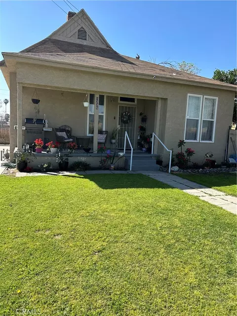 1335 W 3rd St, San Bernardino, CA 92410