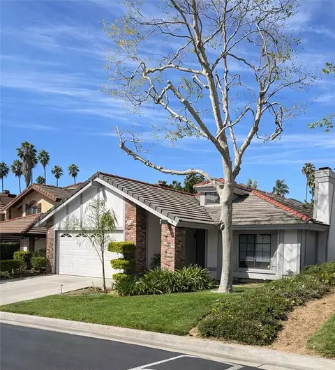 2667 Victoria Park, Riverside, CA 92506