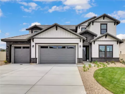 35871 Wildwood Crest Dr, Yucaipa, CA 92399