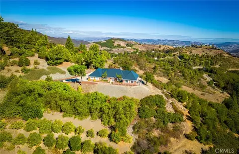 26100 Calle Corveta, Temecula, CA 92590