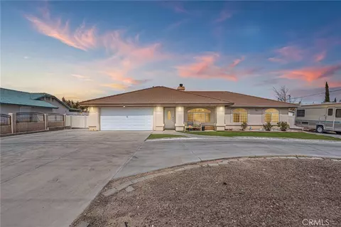 19084 Rocksprings Rd, Hesperia, CA 92345