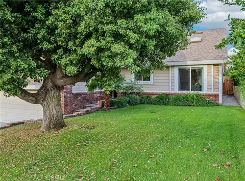 1016 La Feliz, Redlands, CA 92373