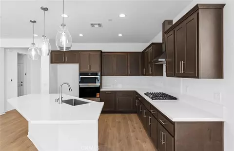 Kitchen - 25371 Violane Dr, Menifee, CA 92585 photo 1 of 2
