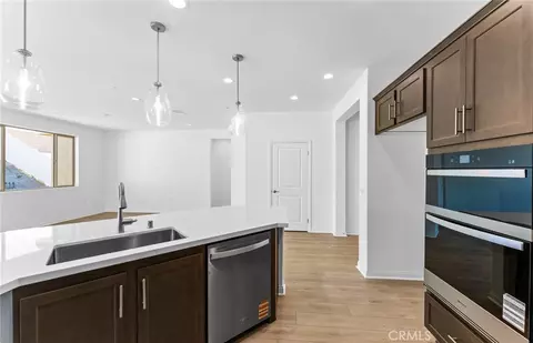 Entry Way - 25371 Violane Dr, Menifee, CA 92585 photo 3 of 8