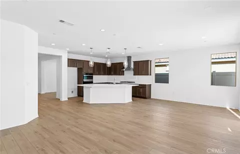 Living - 25371 Violane Dr, Menifee, CA 92585 photo 2 of 5