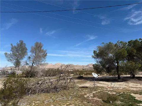10248 Cavetto, Lucerne Valley, CA 92356 photo 13
