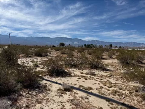 10248 Cavetto, Lucerne Valley, CA 92356 photo 4