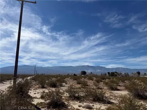 10248 Cavetto, Lucerne Valley, CA 92356 photo 6