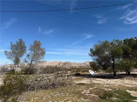 10248 Cavetto, Lucerne Valley, CA 92356 photo 14