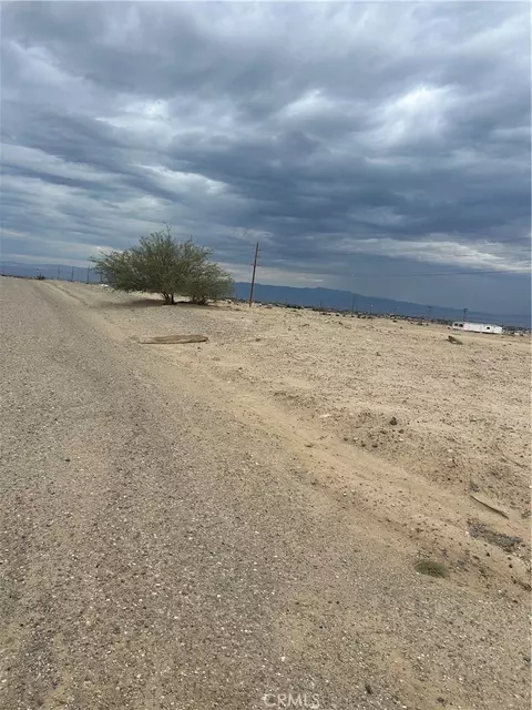 2040 Ranchero Ave, Salton City, CA 92274
