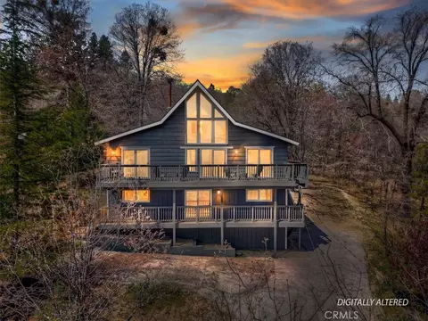 27994 W W Shr, Lake Arrowhead, CA 92352