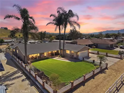 2843 Broken Arrow St, Norco, CA 92860
