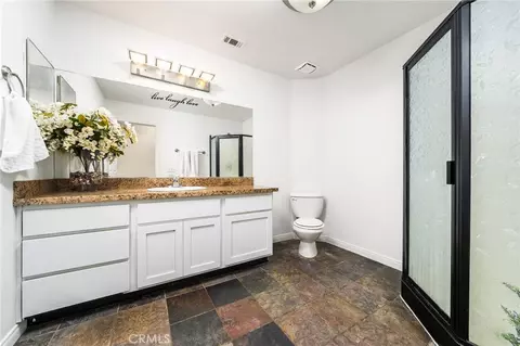 Bath - 7575 Rancho Rd, Pinon Hills, CA 92372 photo 2 of 5