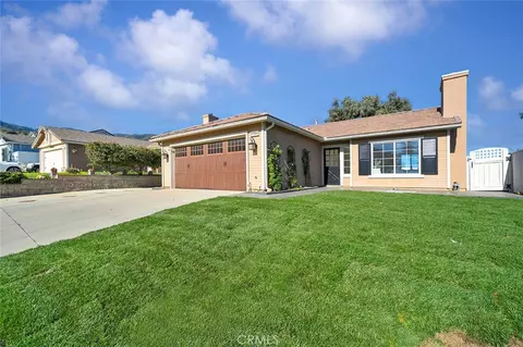 27551 Eastwind Dr, Corona, CA 92883