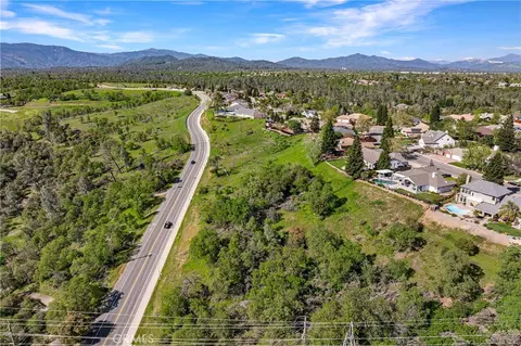 166 Quartz Hill Rd, Redding, CA 96003 photo 17