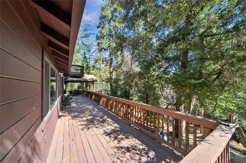 330 Canyon Dr, Cedarpines Park, CA 92322 photo 15