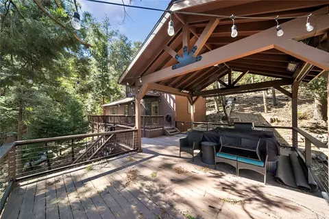 330 Canyon Dr, Cedarpines Park, CA 92322 photo 16