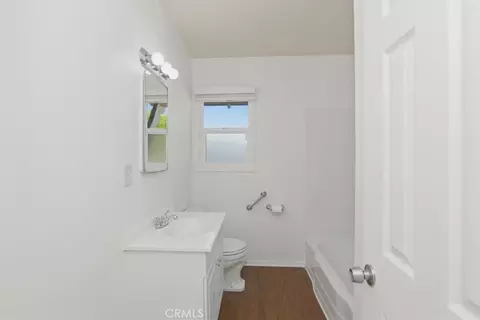 Bath - 7471 Dunkirk, Highland, CA 92346 photo 1 of 3