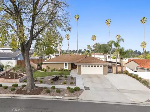6213 Academy Ave, Riverside, CA 92506