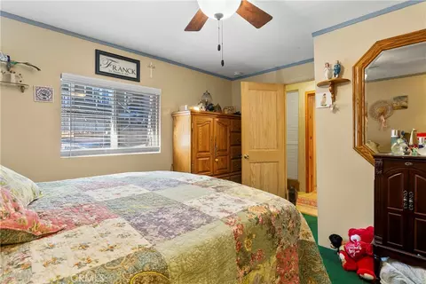 Bedroom - 22864 Alder, Crestline, CA 92325 photo 1 of 1