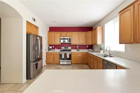 Kitchen - 1923 Brockstone Dr, Perris, CA 92571 photo 1 of 3