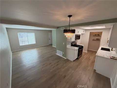 1091 Clark, Riverside, CA 92501 photo 7